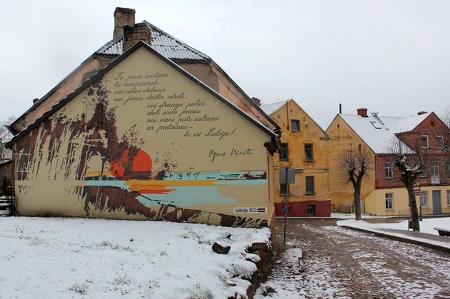 Ojāra Vācieša dzejas siena (Talsu iela 6). Foto: Jānis Kamerāds