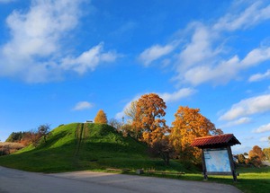  Kuršu pilskalns (Velna gulta), castle mound