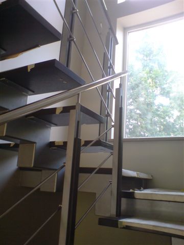 Лестницы из металла