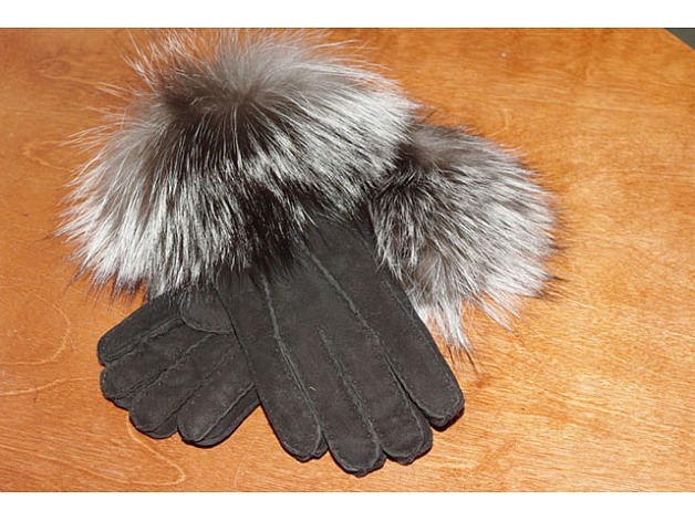 Gloves, mittens