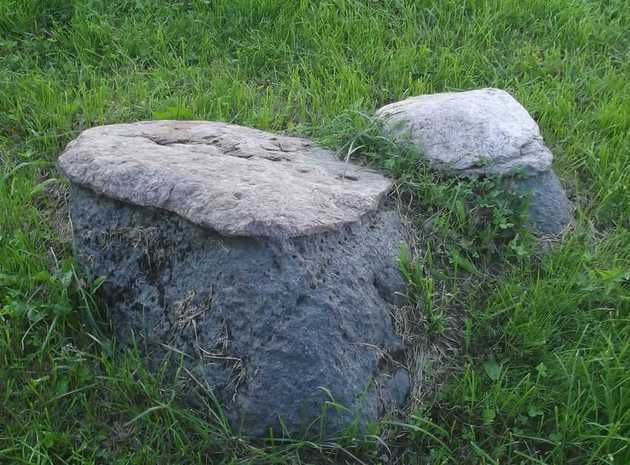 Камень булыжный