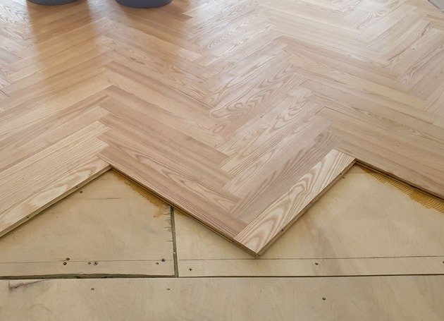 Parquet laying 