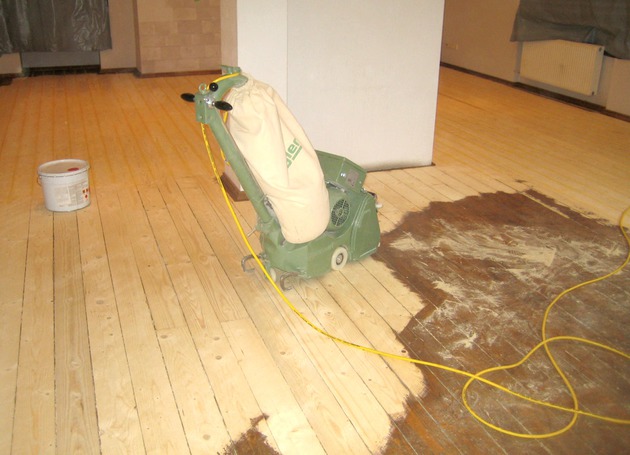 Board floor restoration