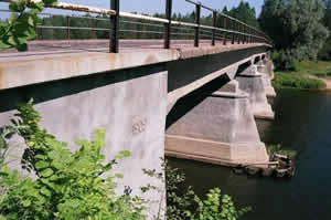 Dzelzbetona tilts pār Gauju , apskates objekts