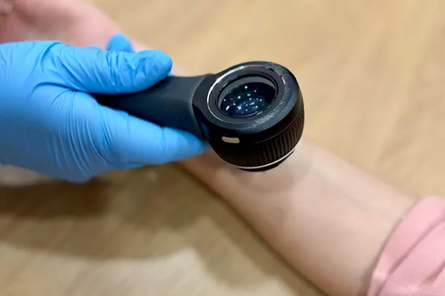 Dzimumzīmju pārbaude dermatologa kabinetā