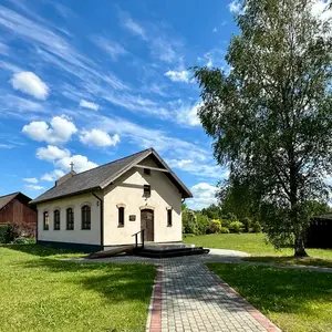 Apes Svētā Mateja evaņģēliski luteriskā baznīca