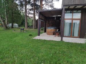 Atpūtas namiņš meža ielokā Lielvārdē, brīvdienu māja