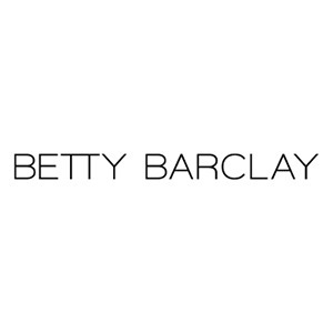 Betty Braclay, apģērbu veikals