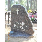Herstellung des Grabhügeldenkmals