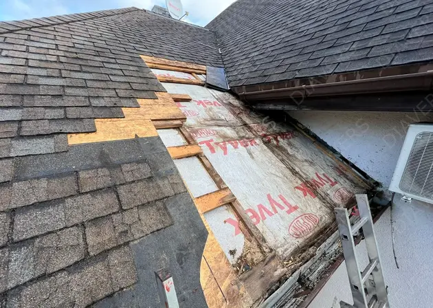 Bitumen shingle roof repair