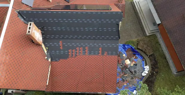 Bitumen shingle roof repair