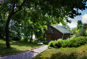 Ezera sonāte, Gasthaus