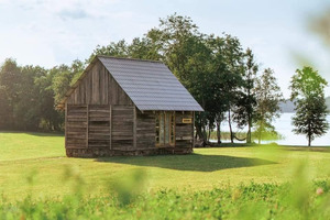 Ezerbērziņi, brīvdienu māja