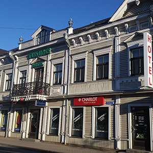 Hotel Tukums, viesnīca