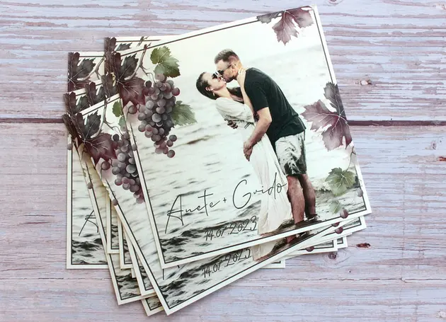 Dizainu katalogs: www.invite.lv. Pasūtīt iespējams
pa tel.: 26162047, e-mail agnese@invite.lv. Personalizēts šampanietis, Personalizētas šampanieša
pudeles, Personalizēts kāzu šampanietis, Personalizētas šampanieša pudeļu
etiķetes, Etiķetes šampanieša pudelēm, Kāzu šampanieša etiķetes, Uzlīmes
šampanieša pudelēm, Uzlīmes šampanietim, Šampanieša uzlīmes, Kāzu šampanietis, Kāzu
dekors, Kāzu dekori, Kāzu galda dekori, Kāzu galds, Kur pasūtīt šampanieša
pudeļu etiķetes?, Kur pasūtīt kāzu šampanieša uzlīmes?