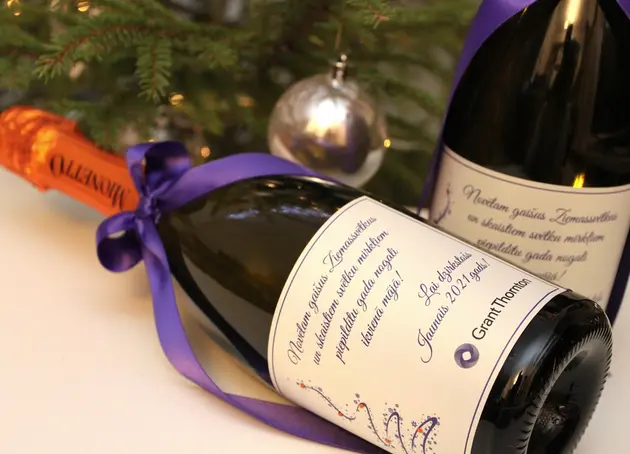 Ziemassvētku apsveikumi