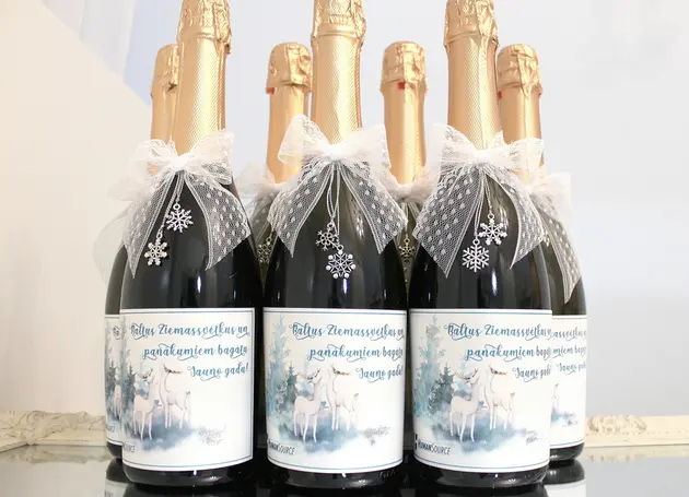 Ziemassvētku apsveikumi