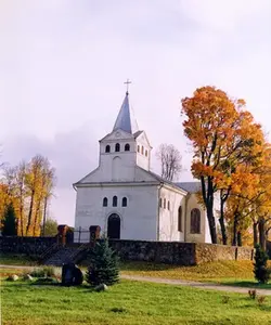 Jasmuižas Svētā Krusta Romas katoļu baznīca, Kirche