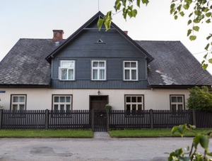 Kalēju māja, viesu nams