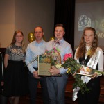 Nominanti 16-18 gadu vecuma grupā ( no labās) Daniela Dreslere un Kārlis Kristaps Šteinbergs