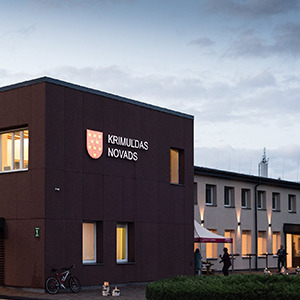 Krimuldas tautas nams, Gemeindezentrum