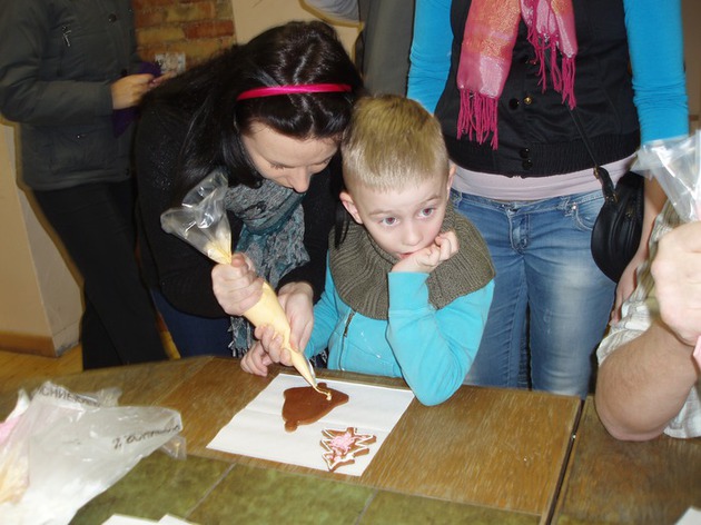 Ziemassvētku tirdziņš, izstāde ZIEMASSVĒTKU DĀVANTIRGUS 2012