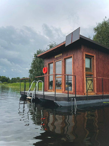 Ludzas ezermāja, brīvdienu māja