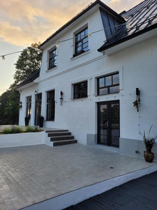 Meņģeles pienotava, dizaina viesnīca