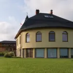 Viesu nami