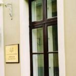 Nach außen drehende Fenster