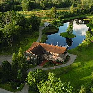 Nītaures Dzirnavas, Gasthaus