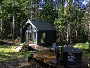 Ozola stāsts, brīvdienu māja