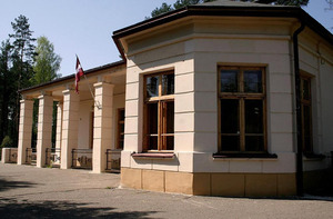 Pabažu stacija, brīvdienu māja