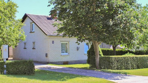 Parka namiņš, brīvdienu māja