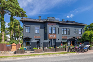 Priedes māja, Gasthaus