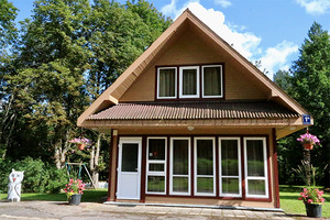 Pūces, brīvdienu māja