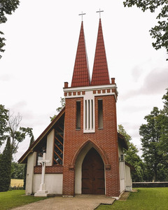 Suostas Svētā Krusta Paaugstināšanas baznīca, church