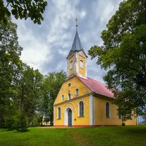 Umurgas evaņģēliski luteriskā baznīca, церковь