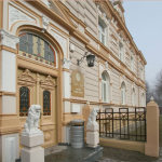 Viesnīcas