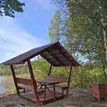 peldvieta-pie-mazsunakstes-ezera-2.webp