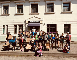 Weekend Pizza, пиццерия - кафе