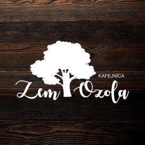 Zem Ozola, kafejnīca